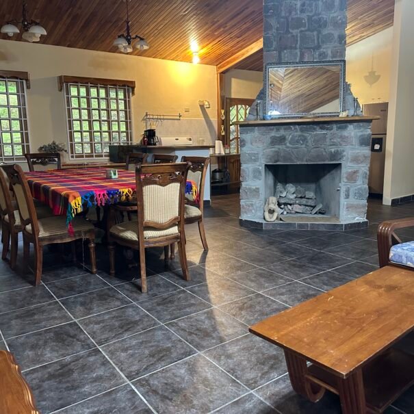 6C856EA6-B0A6-444D-BBFA-4EC532A452DD